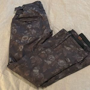 Gray floral Roxy snow pants